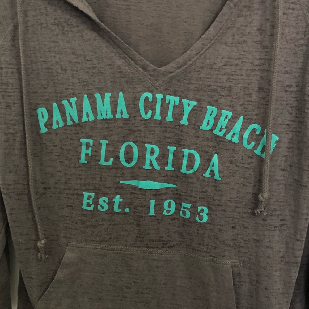 v-neck hoodie